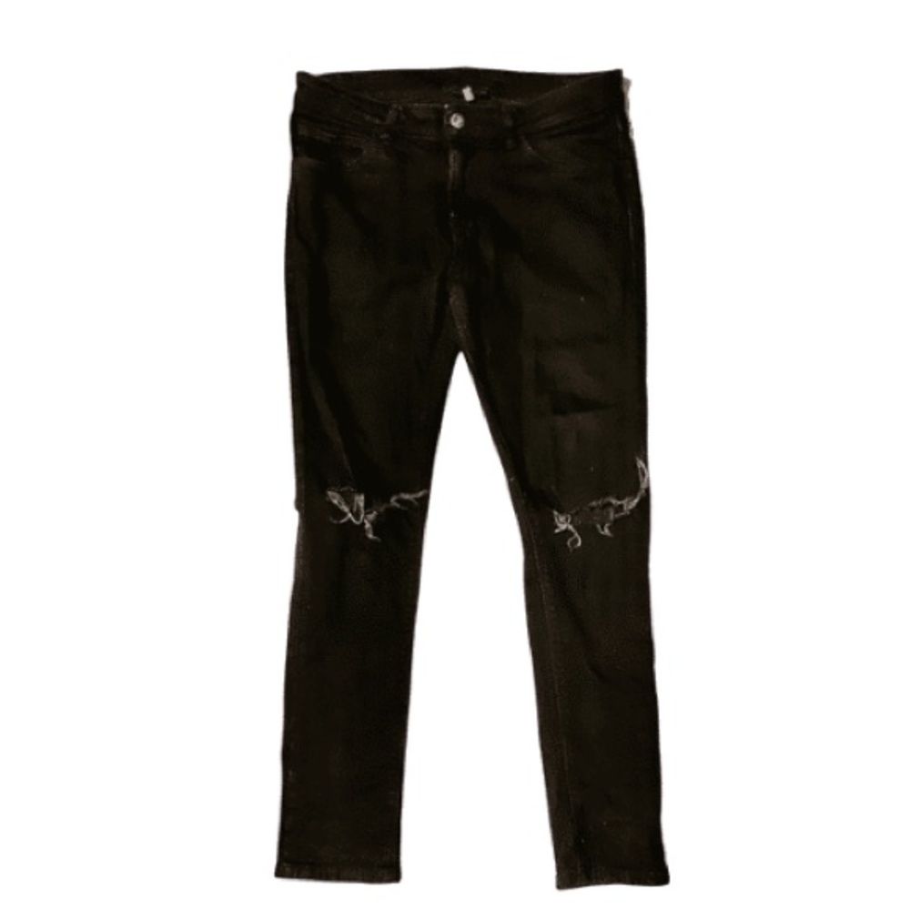Heart and dagger black ripped skinny jeans EUC